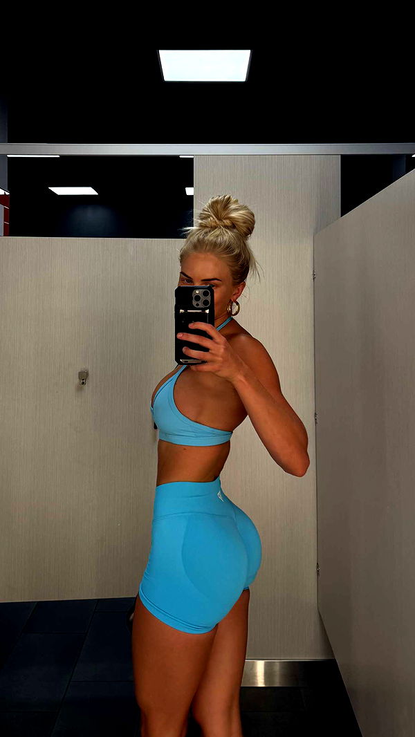 itsnellxoxo image ~ Altpins