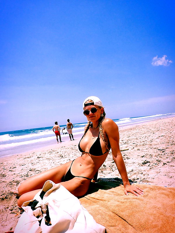 itsnellxoxo image ~ Altpins