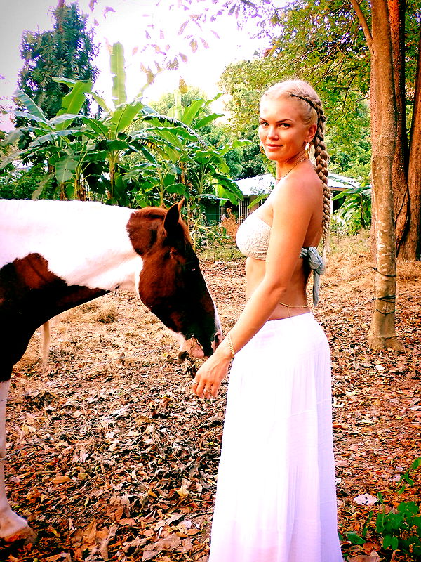 itsnellxoxo image ~ Altpins