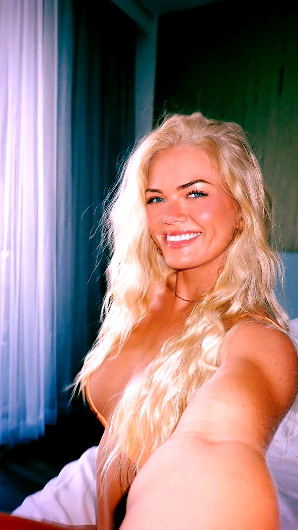 itsnellxoxo image ~ Altpins