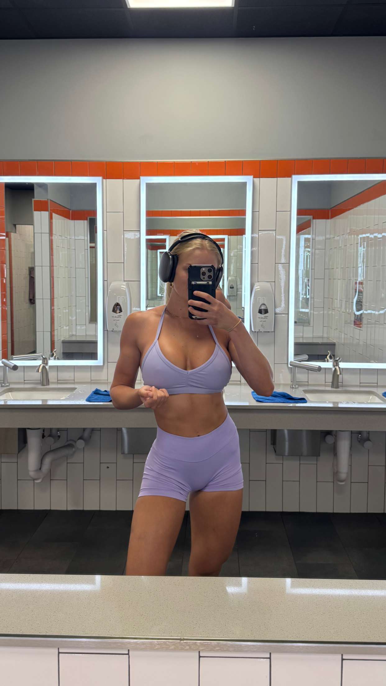 itsnellxoxo snapchat image archive image