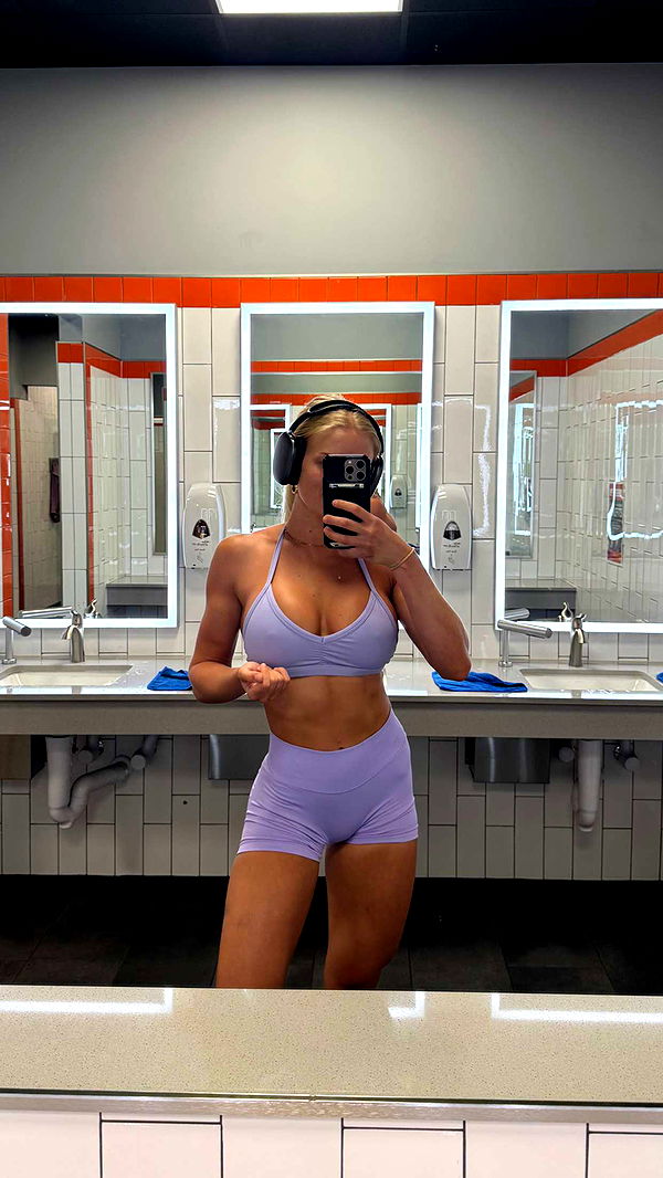 itsnellxoxo image ~ Altpins