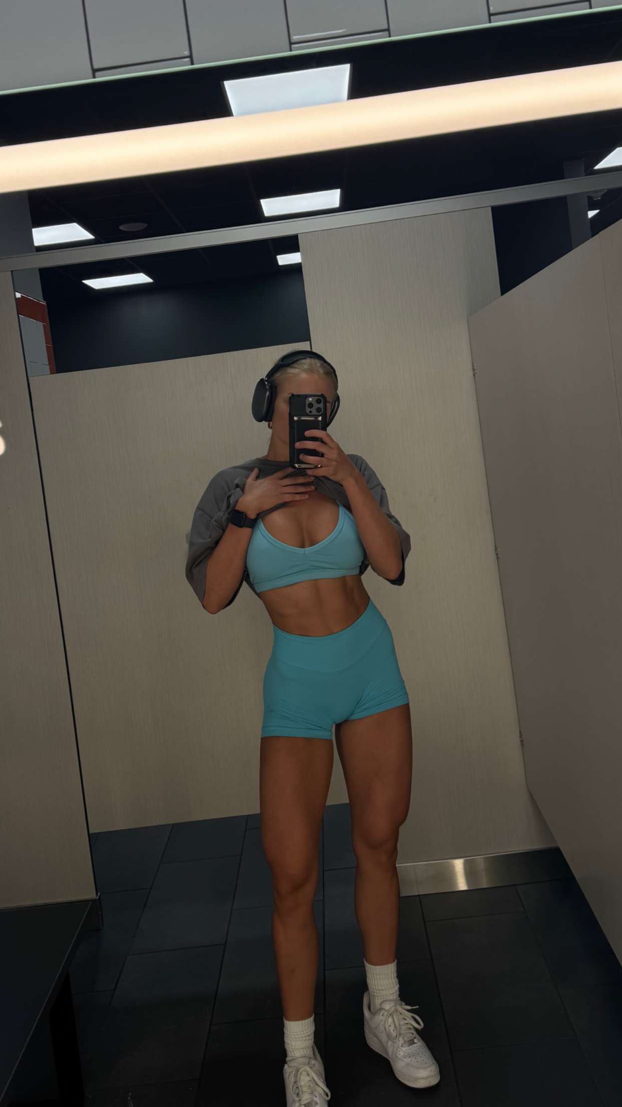 itsnellxoxo snapchat image archive image