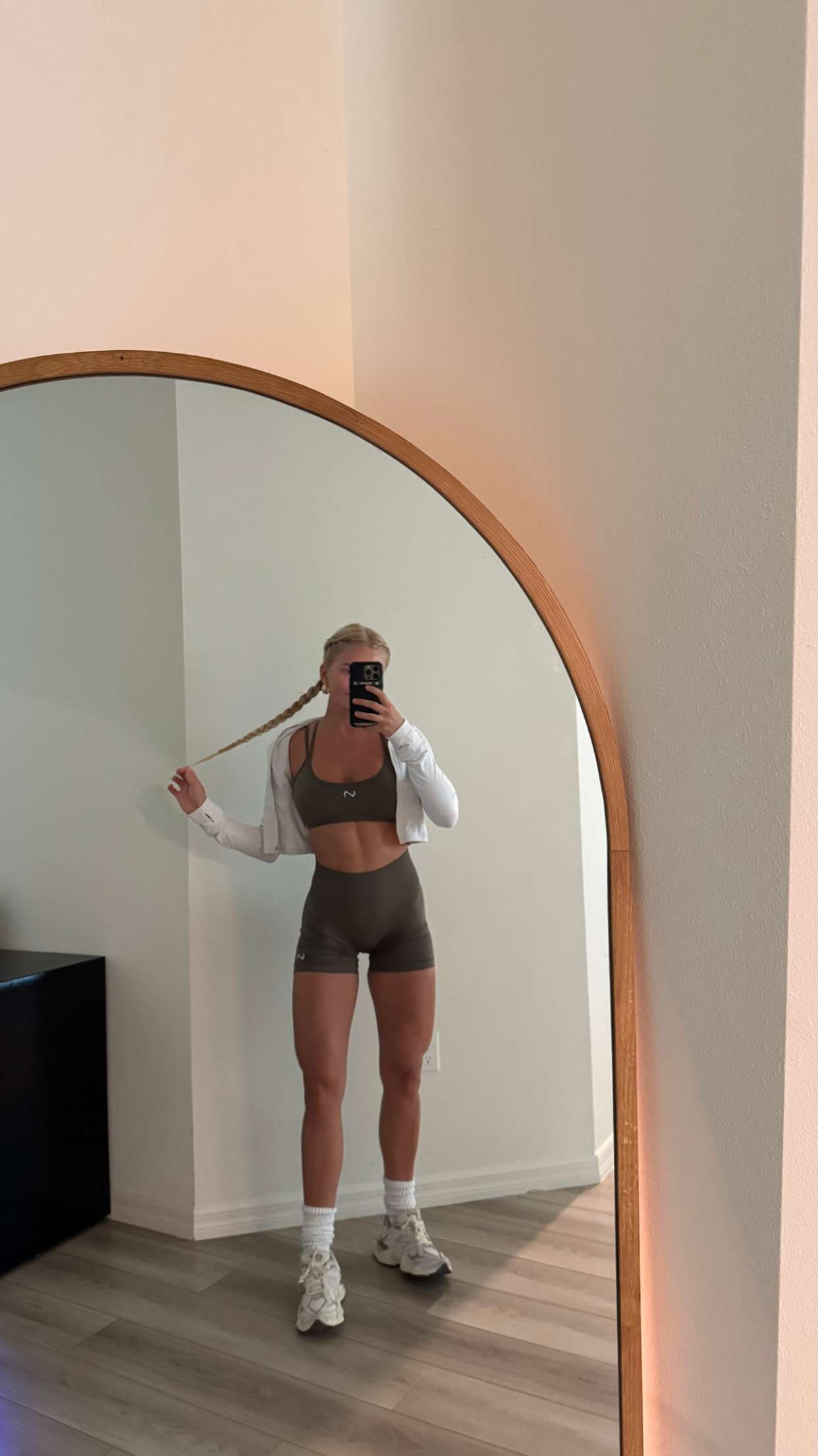 itsnellxoxo snapchat image archive image