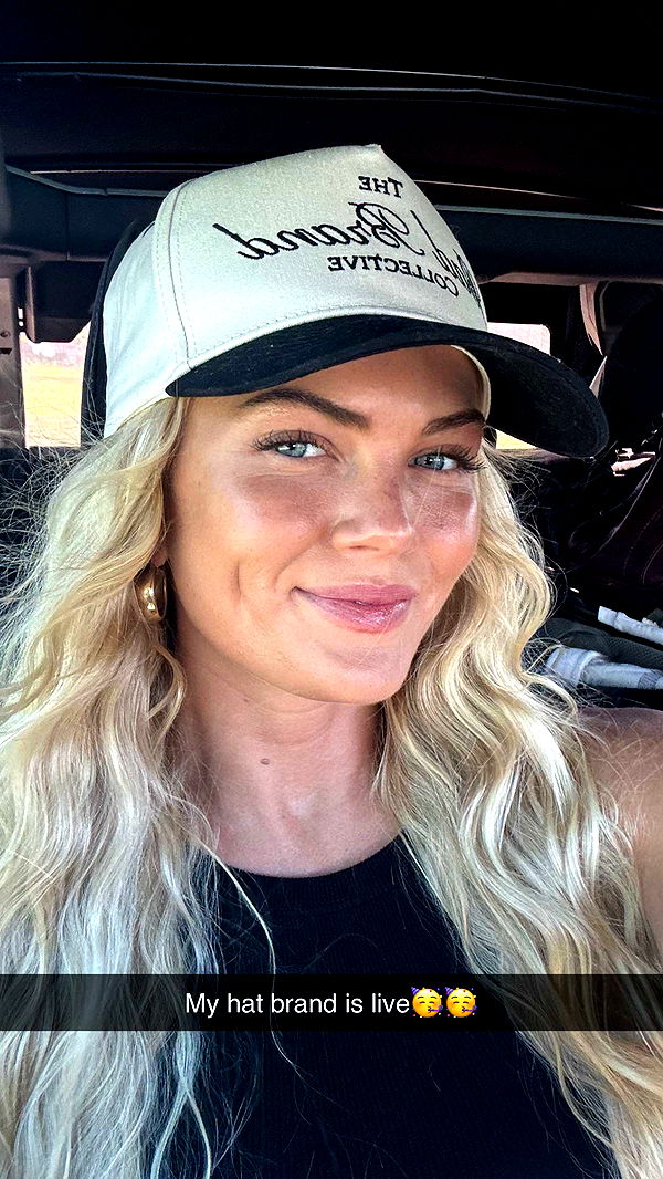 itsnellxoxo image ~ Altpins