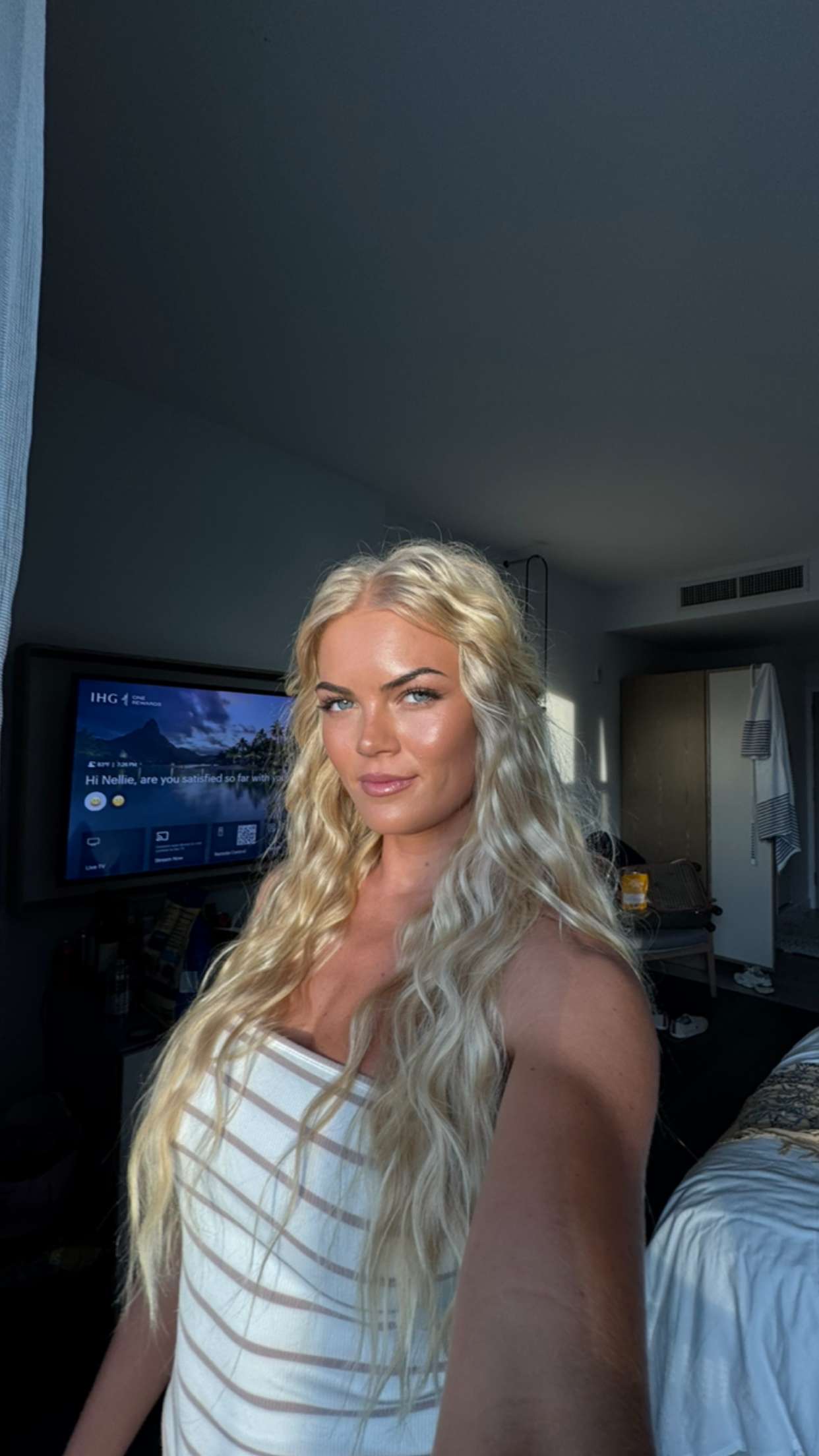 itsnellxoxo snapchat image archive image