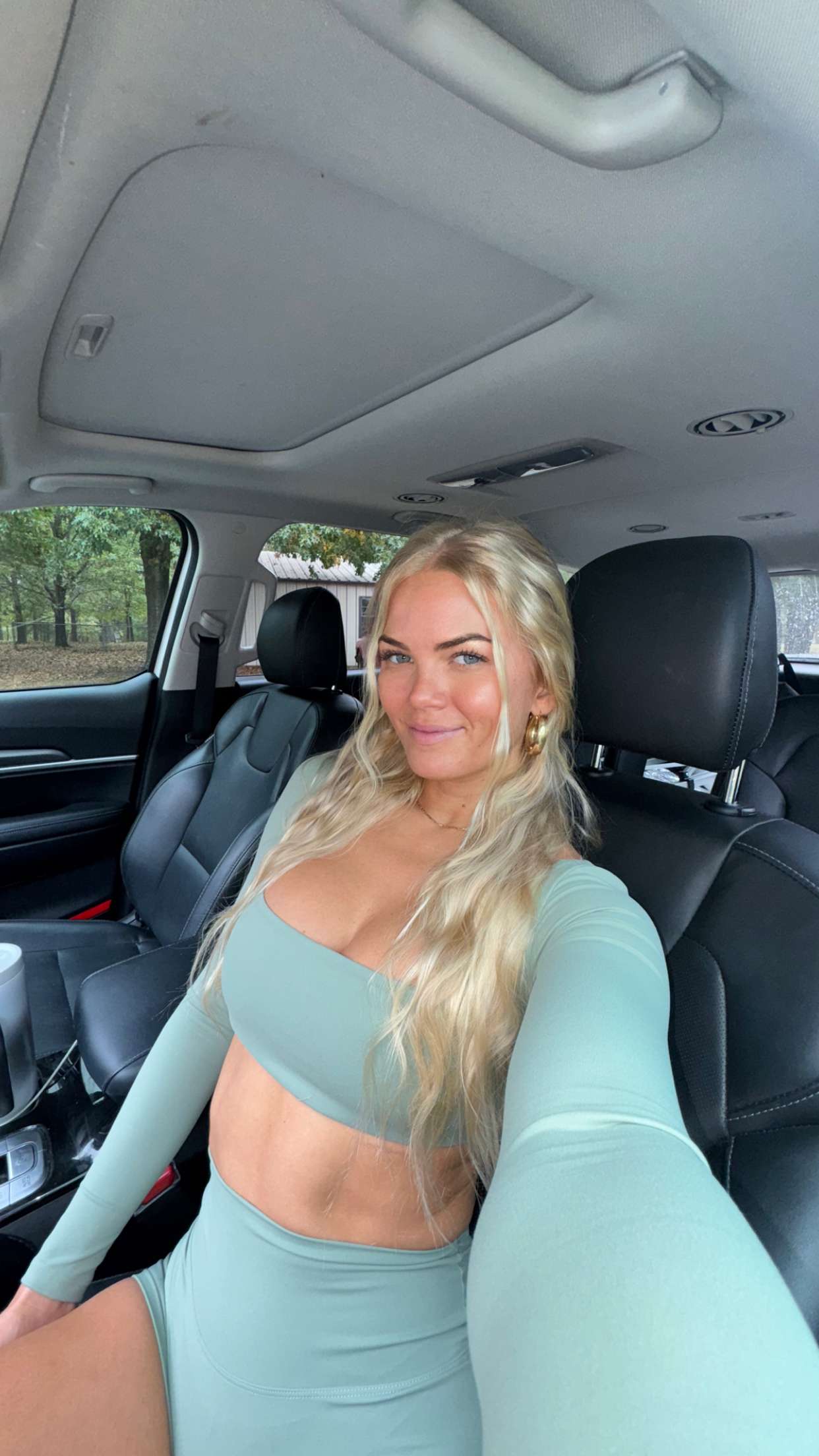 itsnellxoxo snapchat image archive image