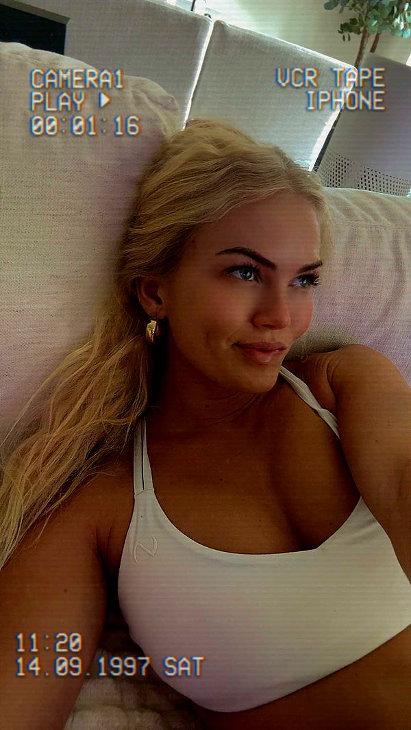 itsnellxoxo image ~ Altpins