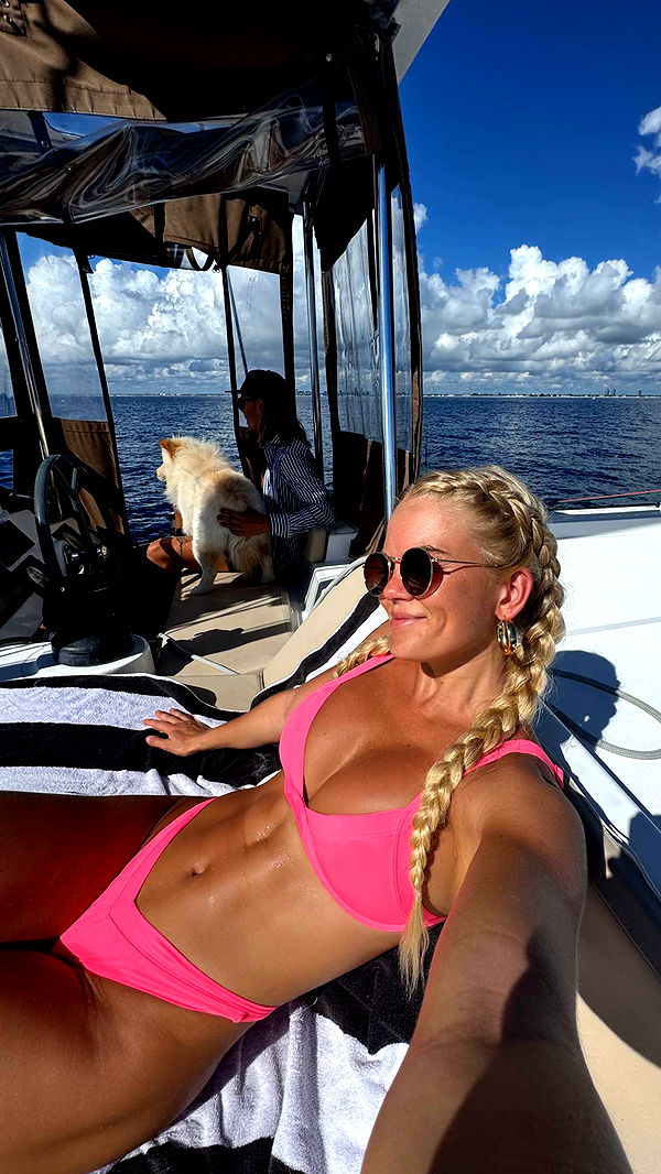 itsnellxoxo image ~ Altpins