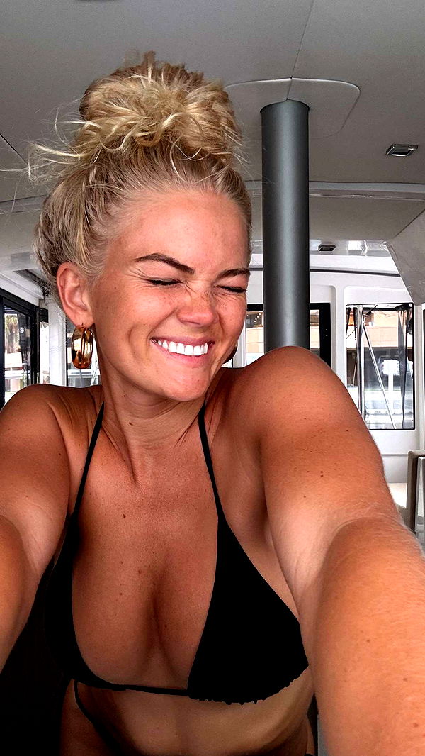 itsnellxoxo image ~ Altpins