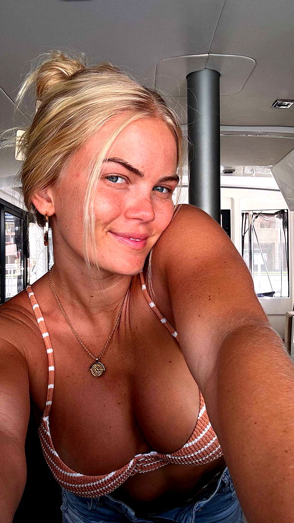 itsnellxoxo image ~ Altpins