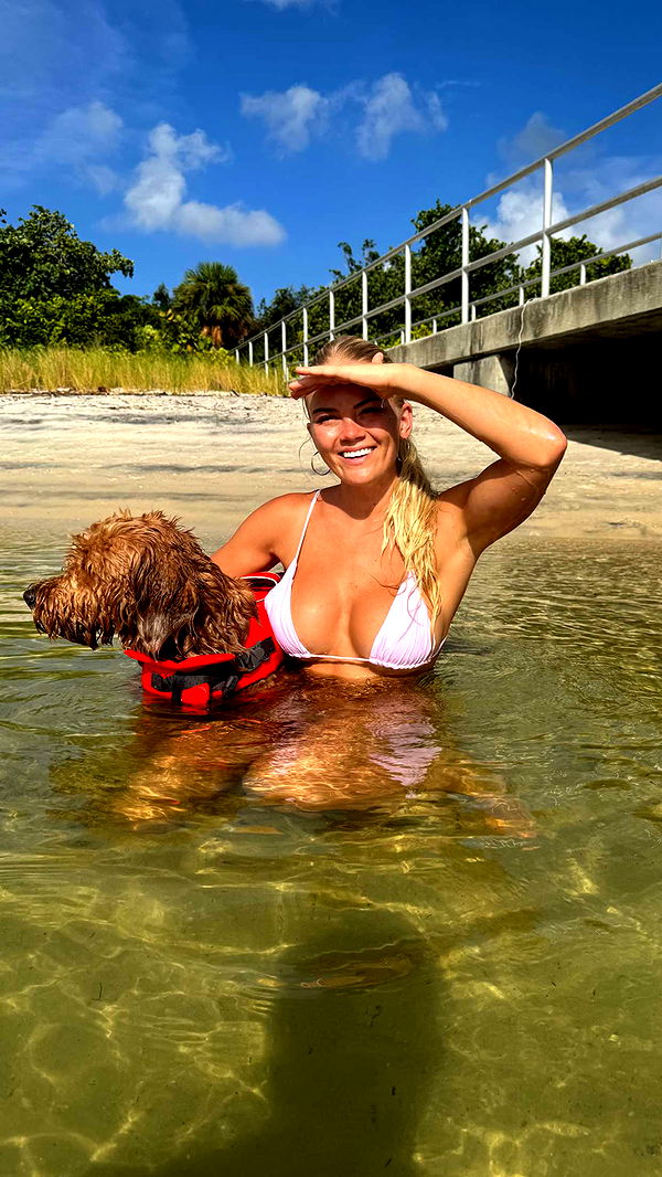 itsnellxoxo image ~ Altpins