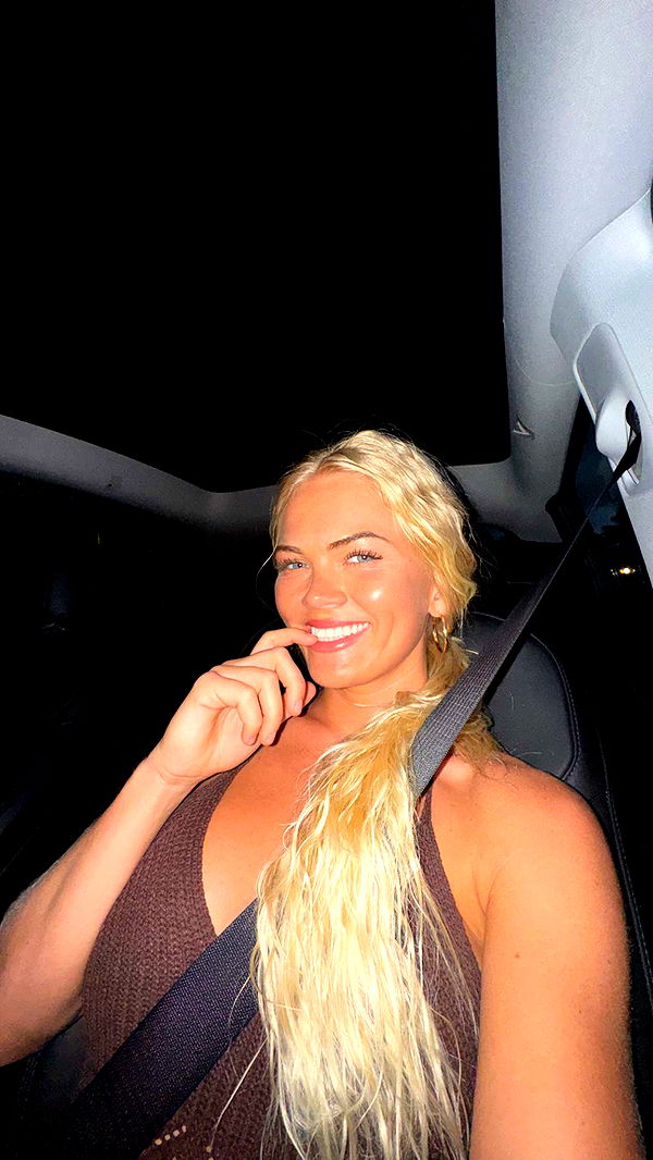 itsnellxoxo image ~ Altpins