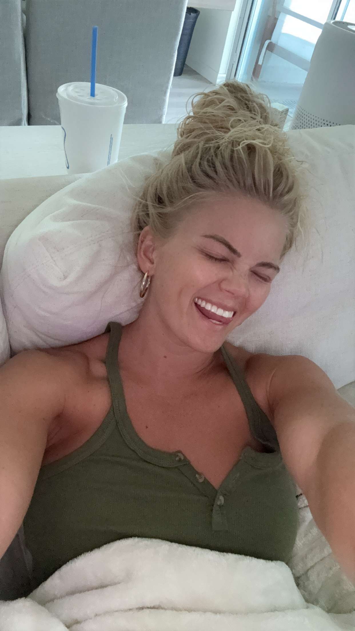 itsnellxoxo snapchat image archive image