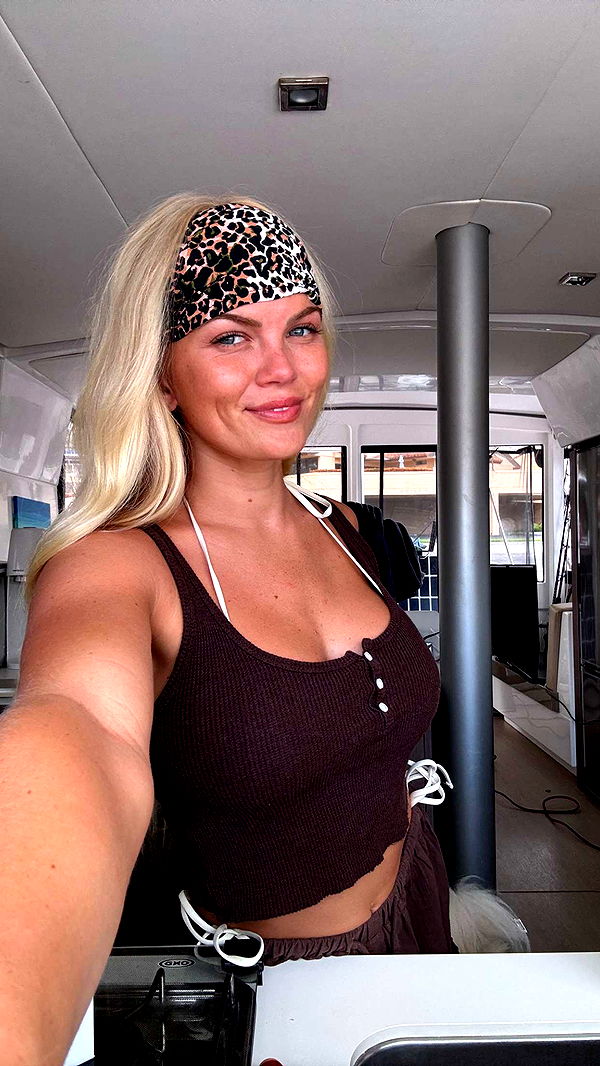 itsnellxoxo image ~ Altpins