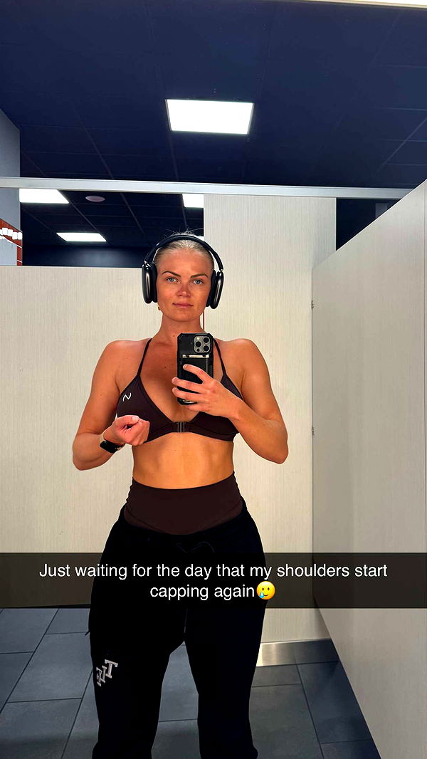 itsnellxoxo image ~ Altpins