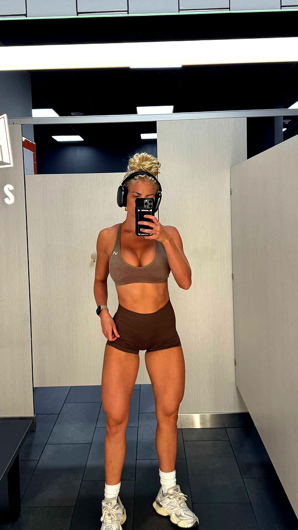 itsnellxoxo image ~ Altpins