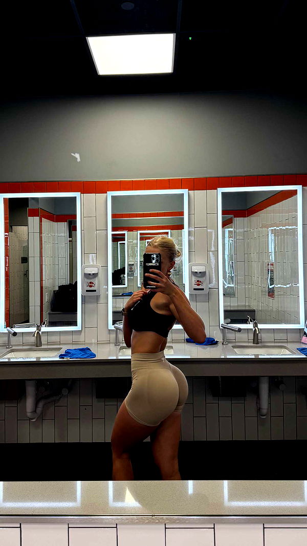 itsnellxoxo image ~ Altpins