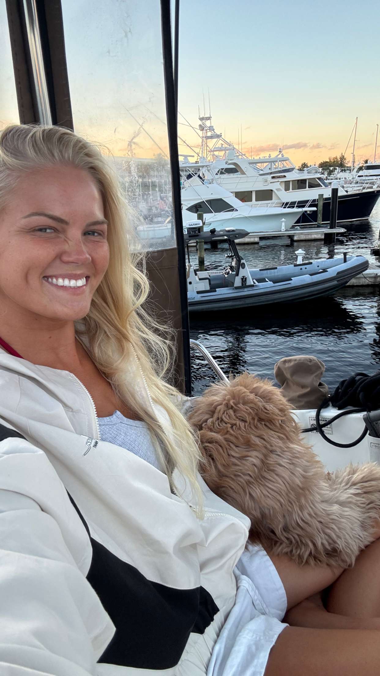 itsnellxoxo snapchat image archive image