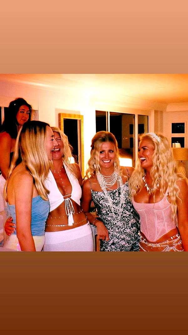 itsnellxoxo image ~ Altpins