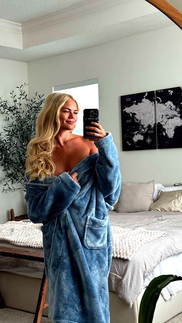 itsnellxoxo image ~ Altpins