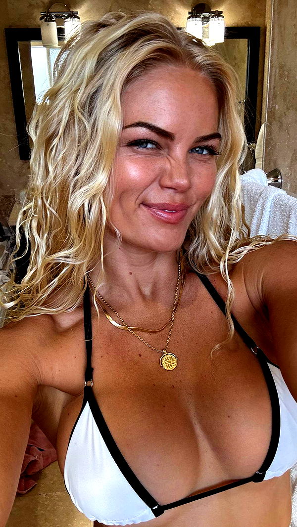 itsnellxoxo image ~ Altpins