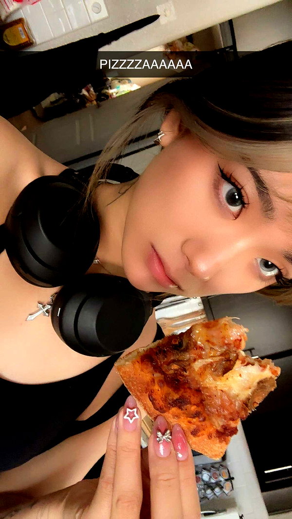 iwong.04 snapchat image archive image