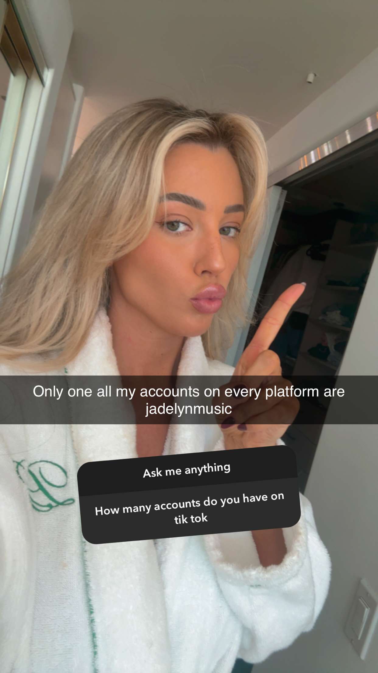 jadelynmusic snapchat image archive image