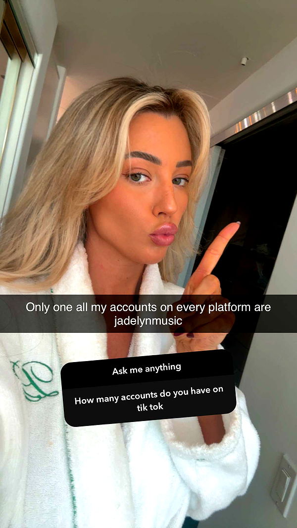 jadelynmusic image ~ Altpins