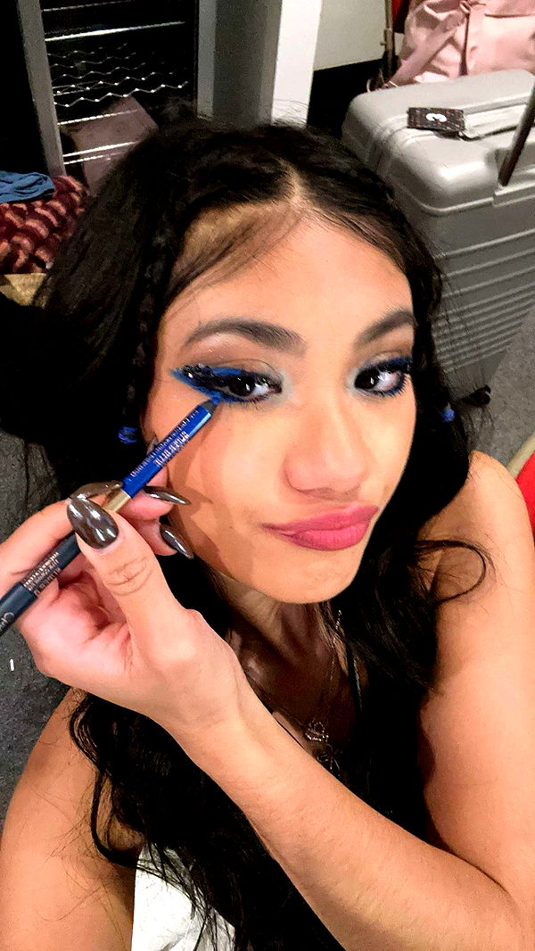 jaynagirl image ~ Altpins