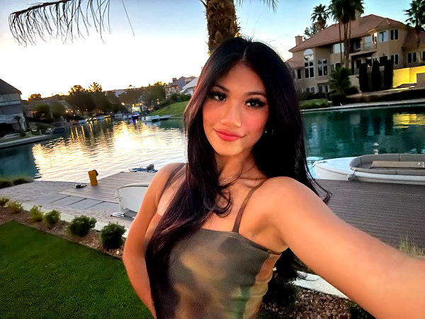 jaynagirl image ~ Altpins