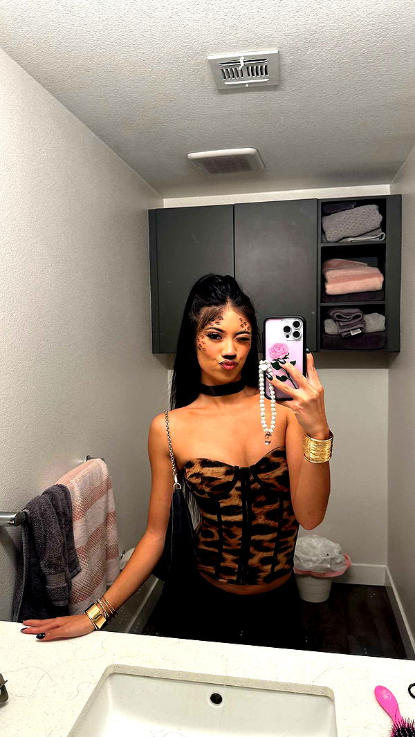 jaynagirl image ~ Altpins