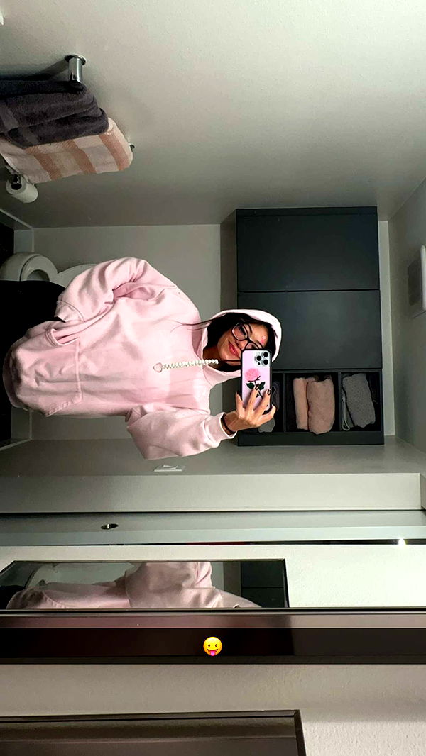 jaynagirl image ~ Altpins