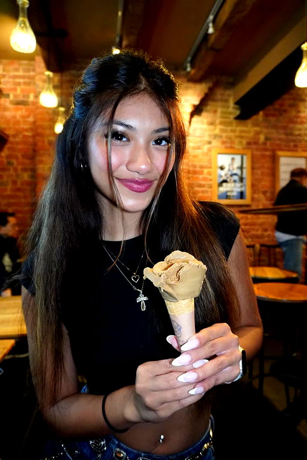 jaynagirl image ~ Altpins