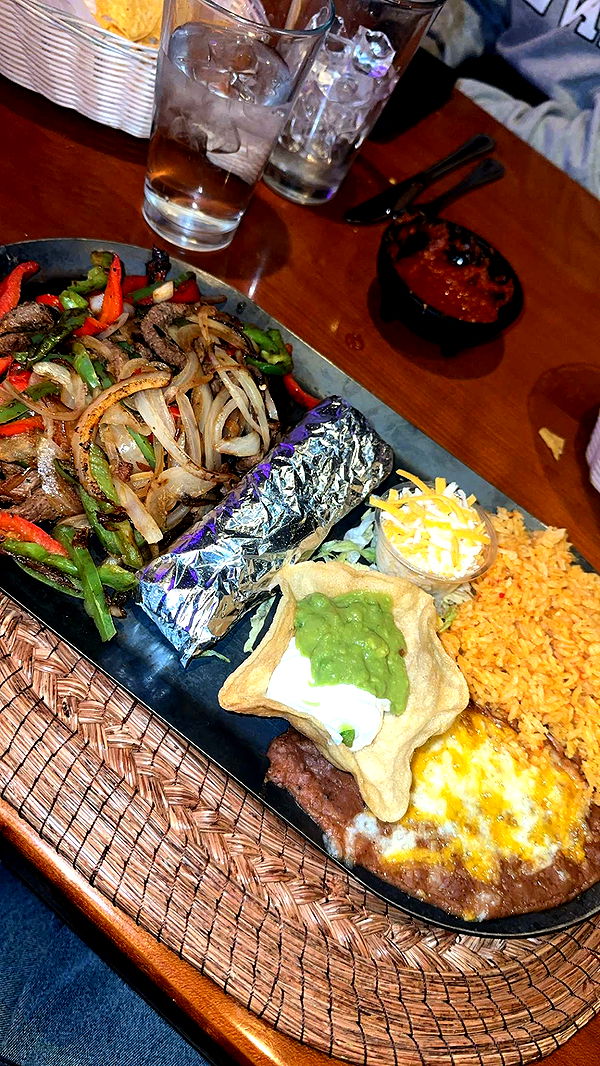 jaynagirl image ~ Altpins