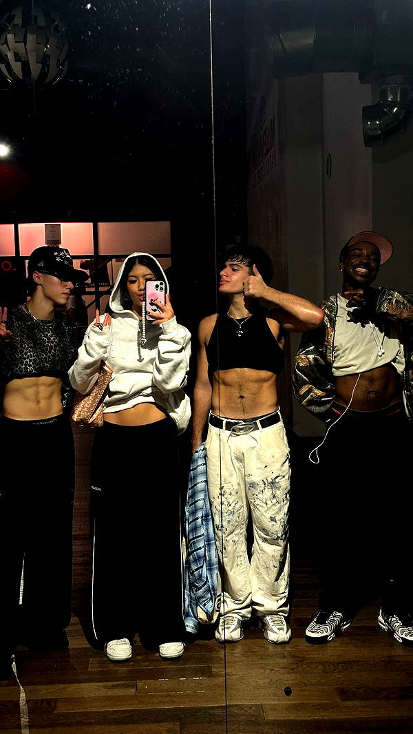 jaynagirl image ~ Altpins