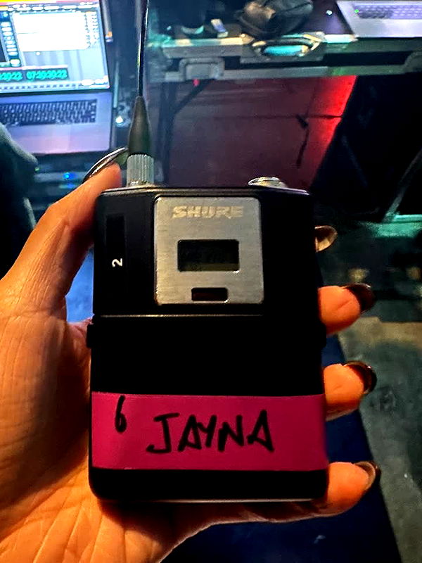 jaynagirl image ~ Altpins