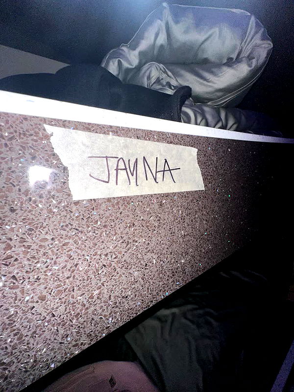 jaynagirl image ~ Altpins