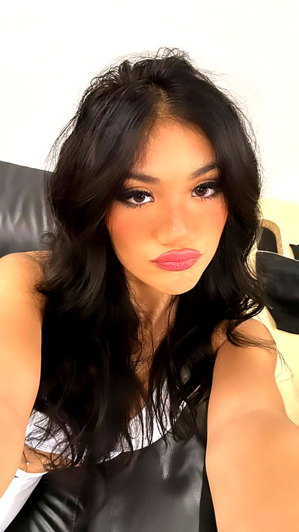 jaynagirl image ~ Altpins