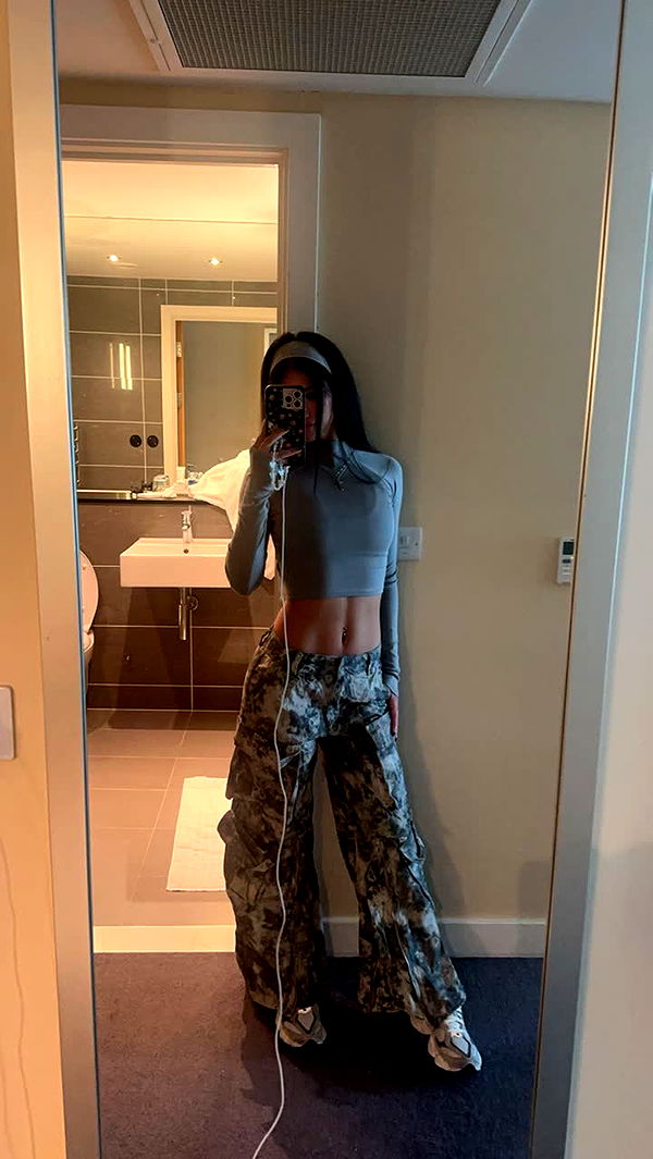 jaynagirl image ~ Altpins