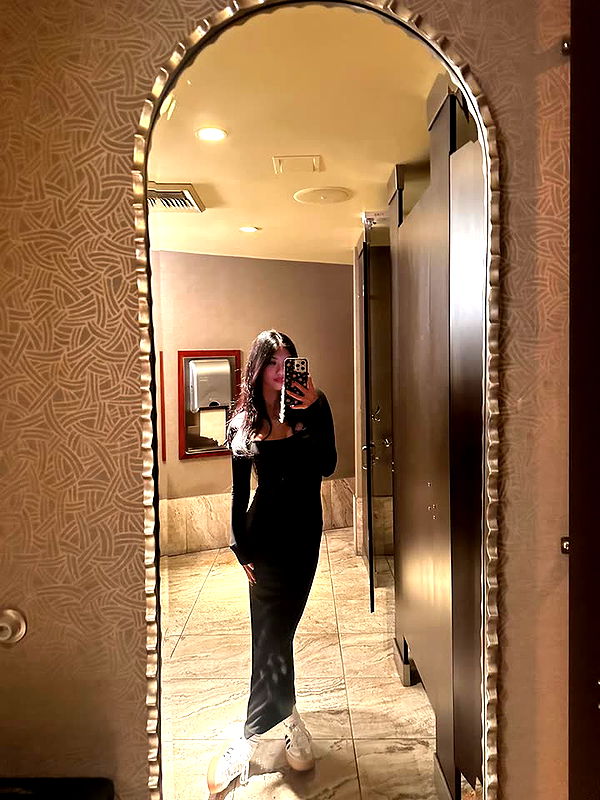 jaynagirl image ~ Altpins