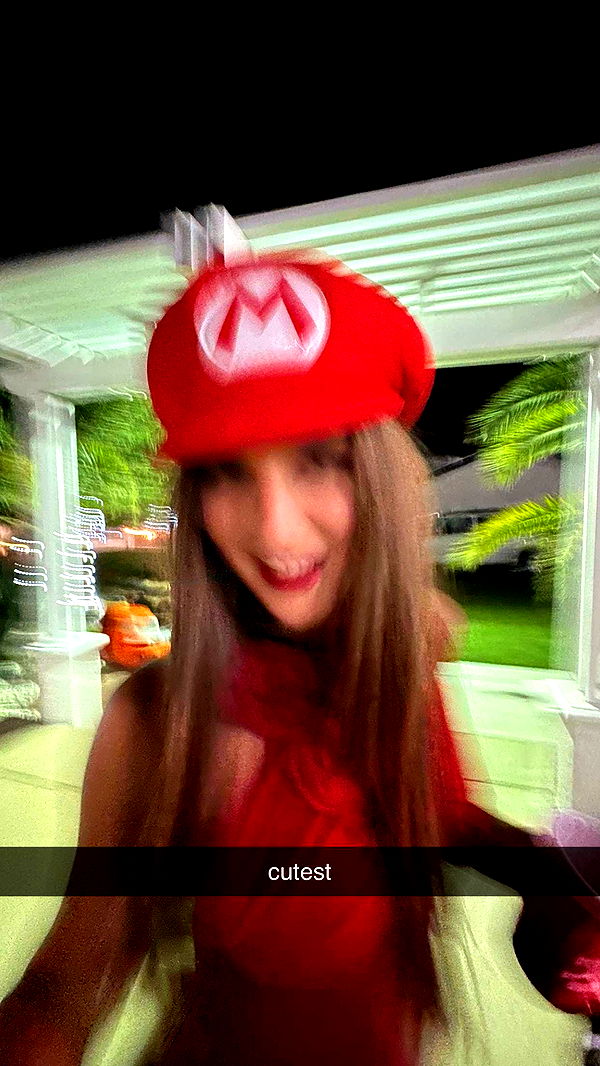 jaynagirl image ~ Altpins