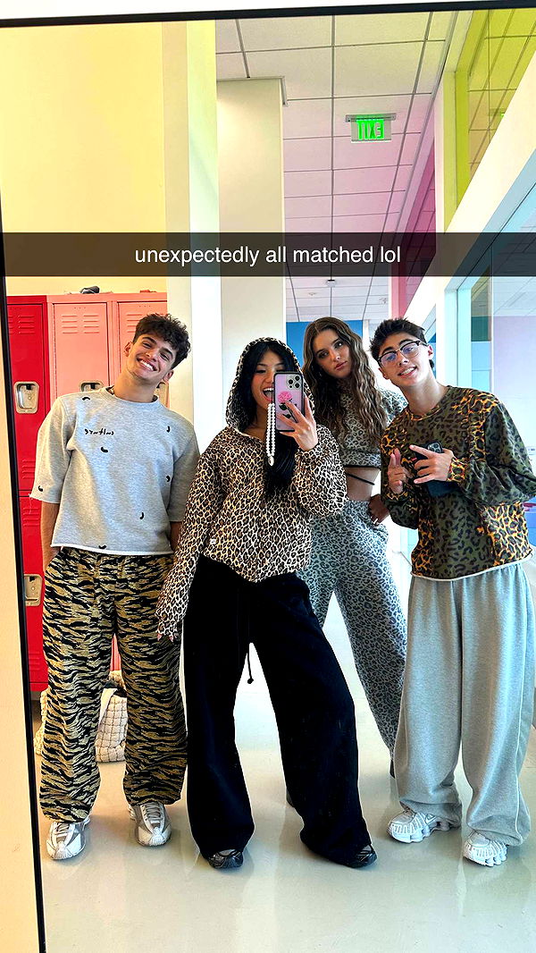 jaynagirl image ~ Altpins