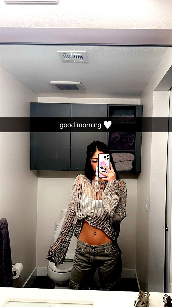 jaynagirl image ~ Altpins