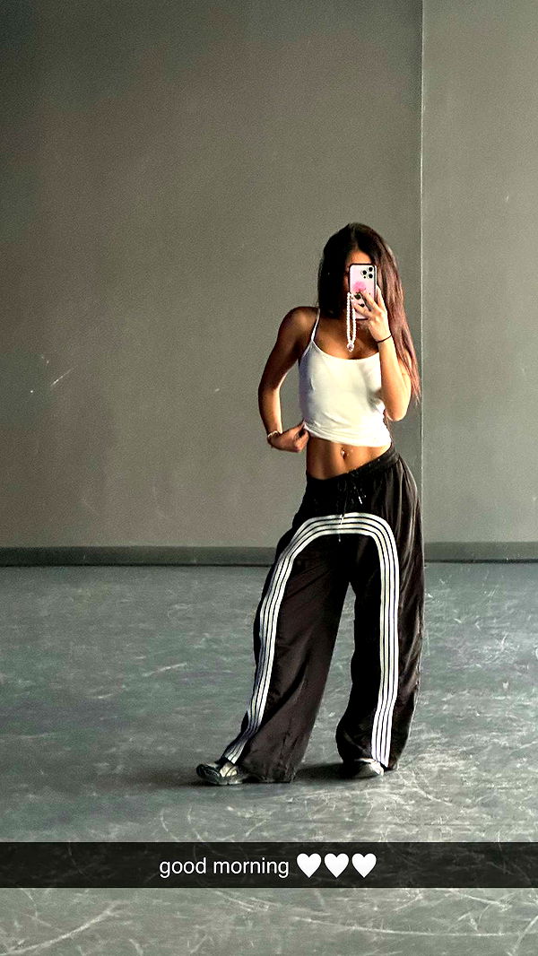 jaynagirl image ~ Altpins