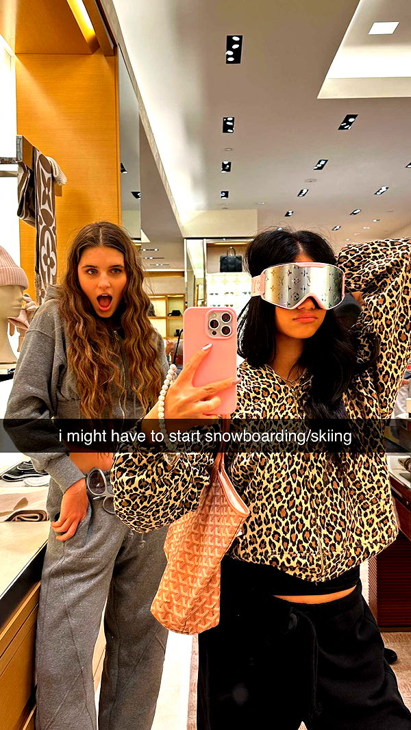 jaynagirl image ~ Altpins