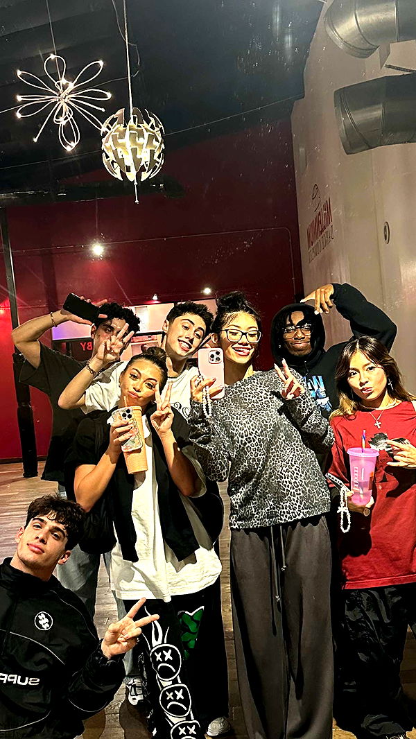 jaynagirl image ~ Altpins