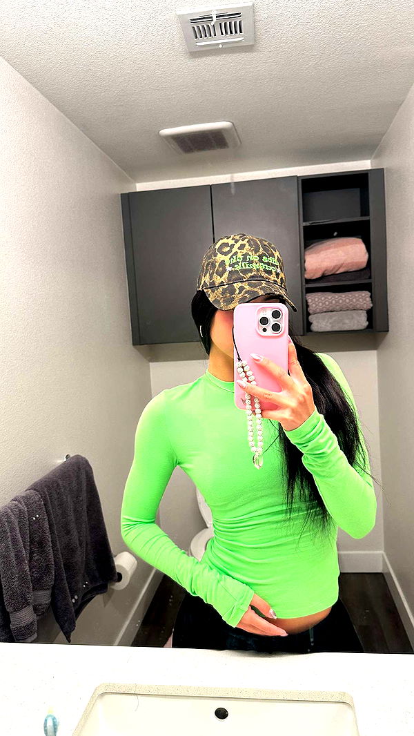 jaynagirl image ~ Altpins