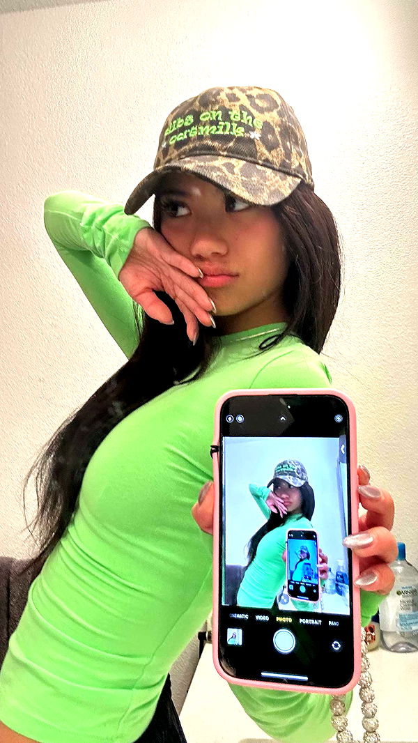 jaynagirl image ~ Altpins