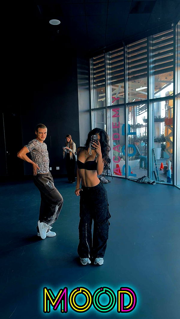 jaynagirl image ~ Altpins